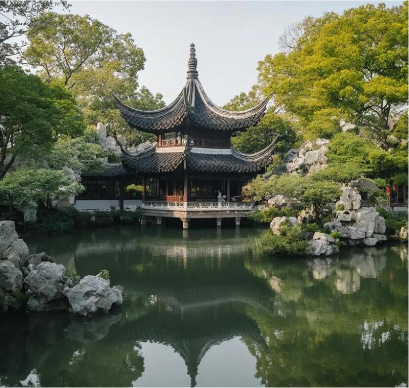 泉州鲤城雪萍土建有限公司